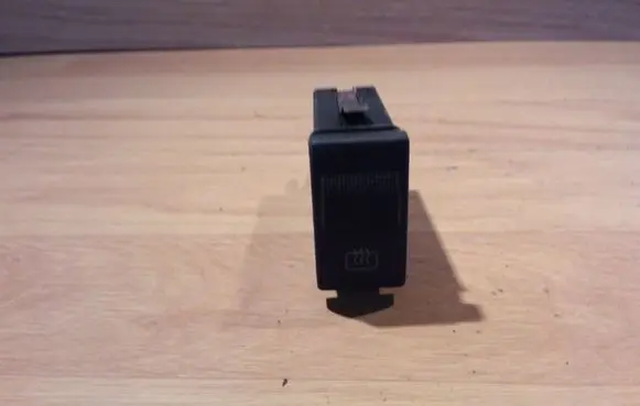 Audi A4 S4 B5 8D Windscreen/window heater switch 4D0941503B