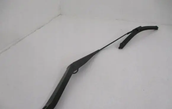 Ford Kuga I Front wiper blade arm 8V4117526CC