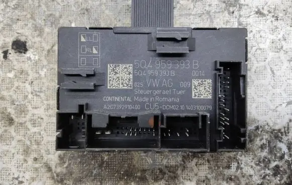Skoda Octavia Mk3 (5E) Door control unit/module 5Q4959393B A2C7392910400