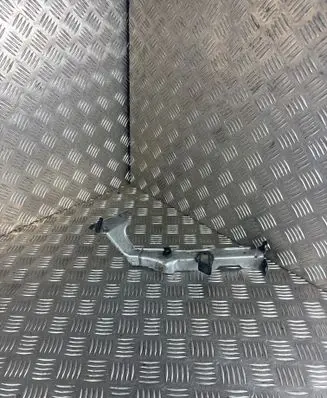 Audi A4 S4 B8 8K Fender mounting bracket 8K0821135C 8K0821135