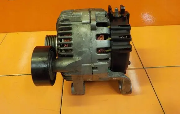 BMW X5 E53 Generator/alternator LRA03023 6MB38