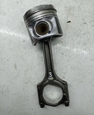 Volvo XC60 Piston with connecting rod