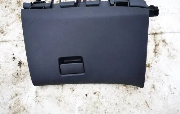 Opel Astra J Glove box 13262608 498951029