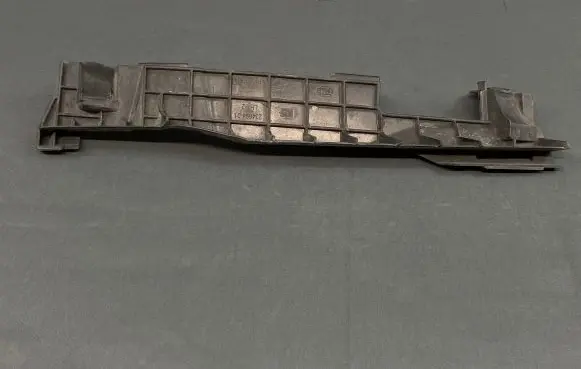 BMW 5 G30 G31 Front bumper mounting bracket 23469401 234694