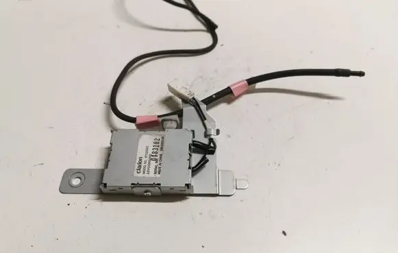 Subaru Legacy Aerial antenna amplifier 286630200