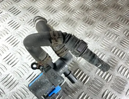 Volvo V60 Electric engine pre-heating system (optional) 31319025 31368685