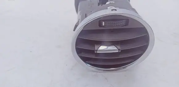 Opel Antara Dash center air vent grill 96661704