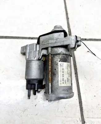 Mercedes-Benz CLA C118 X118 Starter motor A2829062000