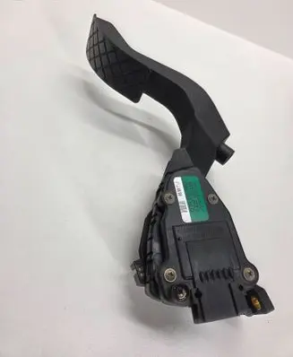 Audi A4 S4 B5 8D Accelerator throttle pedal 8D1721523A