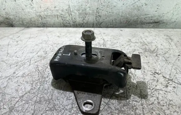 Volkswagen Amarok Engine mount bracket 2H0199256D 2H0199256 AAG1HXBA