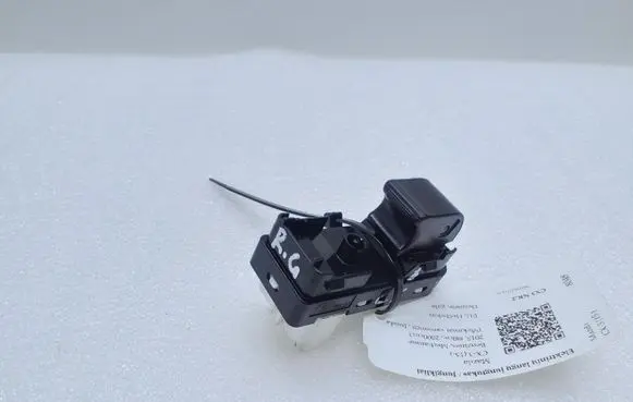 Mazda CX-3 Electric window control switch D09H66370 5232T2