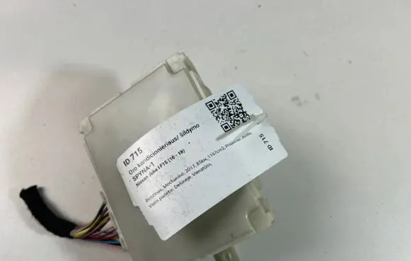 Nissan Juke I F15 Air conditioning/heating control unit 277601KG0B
