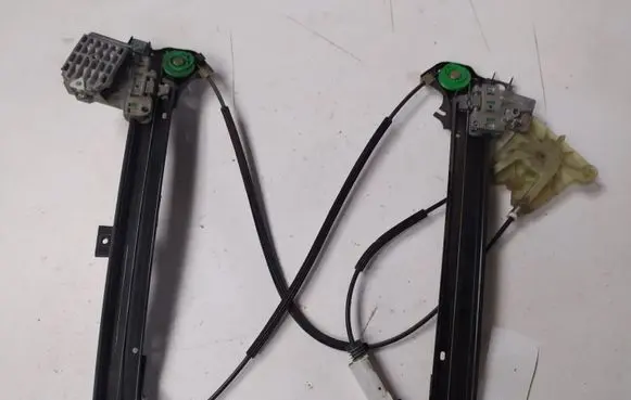 Peugeot 407 Front door electric window regulator 9650800980