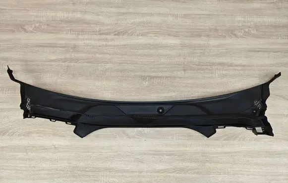 BMW 5 G30 G31 G38 Wiper trim 7388714