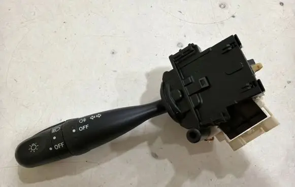 Toyota Corolla E120 E130 Indicator stalk 1736482