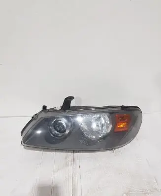Nissan Almera N16 Headlight/headlamp 26060BN701