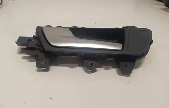 Audi A4 S4 B8 8K Front door interior handle 8K0837019