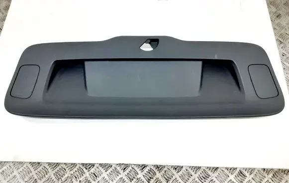 Volkswagen PASSAT B7 USA Tailgate trim 561867605