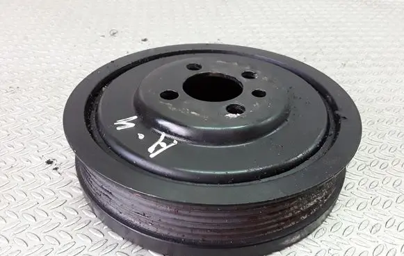 Audi A4 S4 B6 8E 8H Crankshaft pulley 03G105243