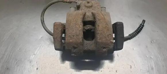 BMW X3 F25 Front brake caliper