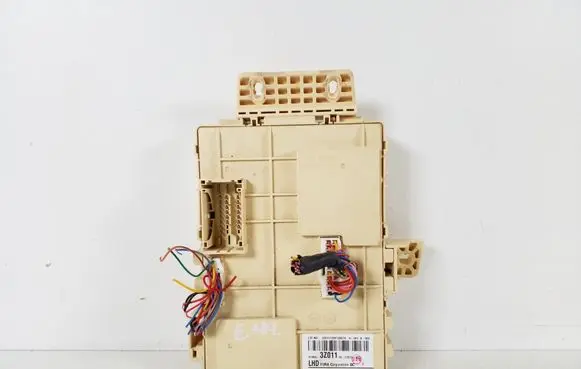 Hyundai i40 Fuse module 919503Z011