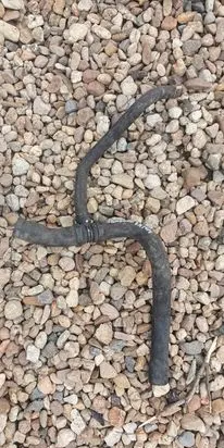 Renault Sandero I Engine coolant pipe/hose