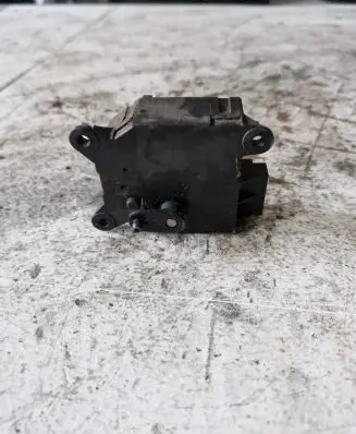 Peugeot Partner Air flap motor/actuator 030998Z 1000052011