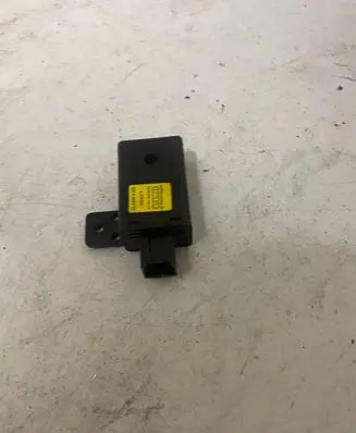 Chevrolet Captiva Alarm control unit/module 96628221