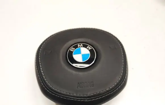 BMW M8 F93 Gran Coupe Steering wheel airbag 33809457501 309026499C44 0589P1006382