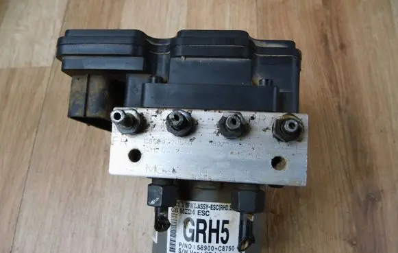Hyundai i20 (GB IB) ABS Pump 58900C8750 C858920550 58920C8250