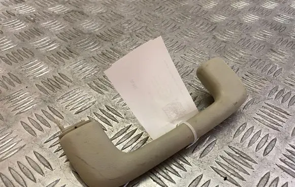 Mitsubishi Outlander Front interior roof grab handle