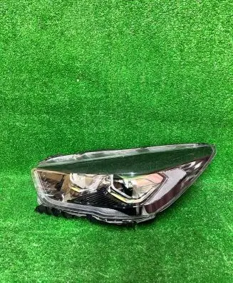 Ford Kuga II Headlight/headlamp