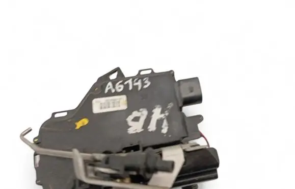 Audi A4 S4 B6 8E 8H Rear door lock 8E0839016C