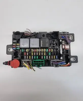 Land Rover Evoque II Fuse module K8D214N030ACe