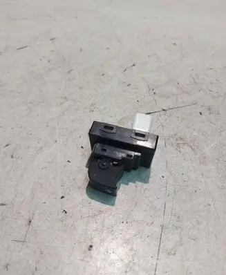 KIA Ceed Electric window control switch 935751H100 3695111000