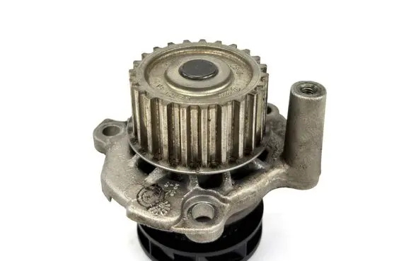 Audi A4 S4 B6 8E 8H Water pump 06A121011 06A121031C