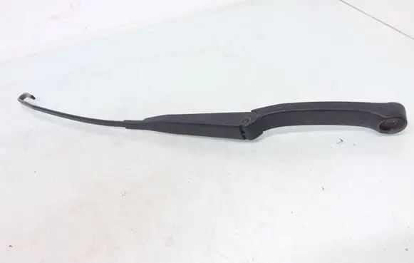 Audi 100 S4 C4 Front wiper blade arm 4A1955408A