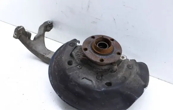 Audi A8 S8 D3 4E Front wheel hub spindle knuckle 4E0407253Q 4E0407613C
