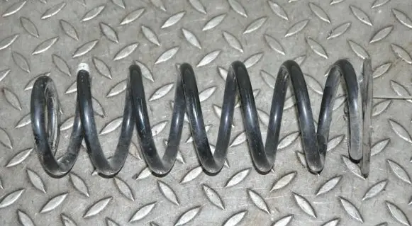 Volkswagen Golf VII Rear coil spring 5Q0511115EP