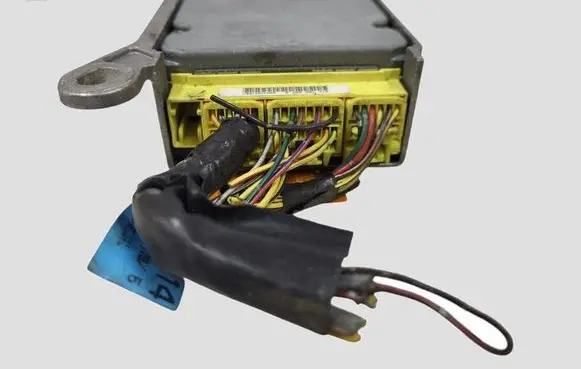 Nissan Almera N16 Airbag control unit/module 988205M304 0285001319