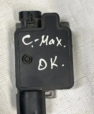 Ford Focus C-MAX Fan control module 940002906 500023761211