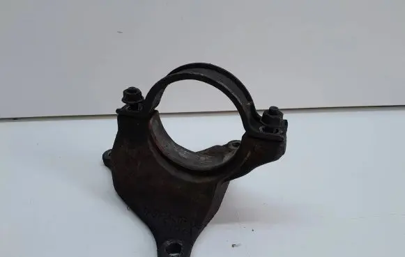 Volvo V50 Engine mounting bracket 3M513K305DD 0004A