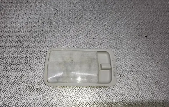 Toyota Corolla Verso AR10 Rear seat light