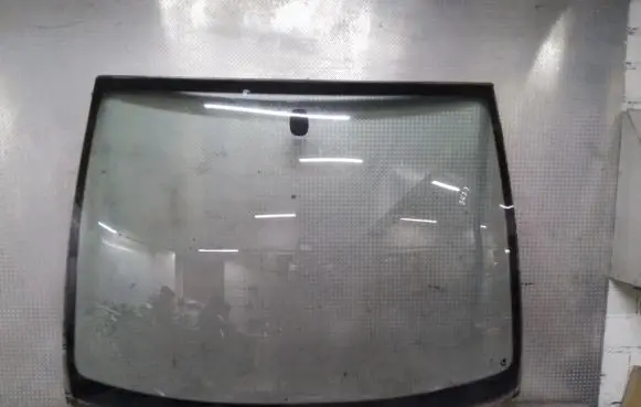 Renault Modus Front windscreen/windshield window 