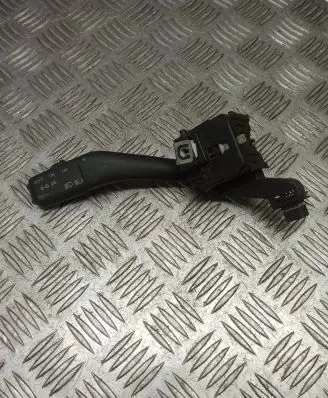Volkswagen Golf V Indicator stalk 1K0953513A