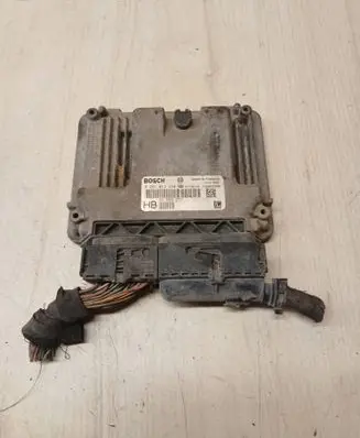 Opel Vectra C Engine control unit/module 1039S22939 55566277 0281014450