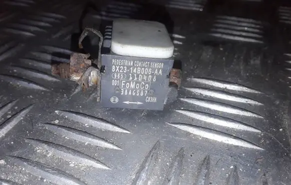 Jaguar XF Airbag deployment crash/impact sensor 8X2314B006AA