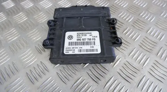 Volkswagen Tiguan Gearbox control unit/module 09G927750FD