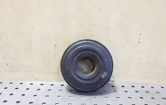 Nissan NV400 Crankshaft pulley 805671