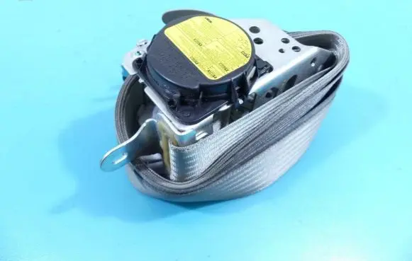 Toyota Sienna XL30 III Front seatbelt 7M4450-P IMPRK1257135